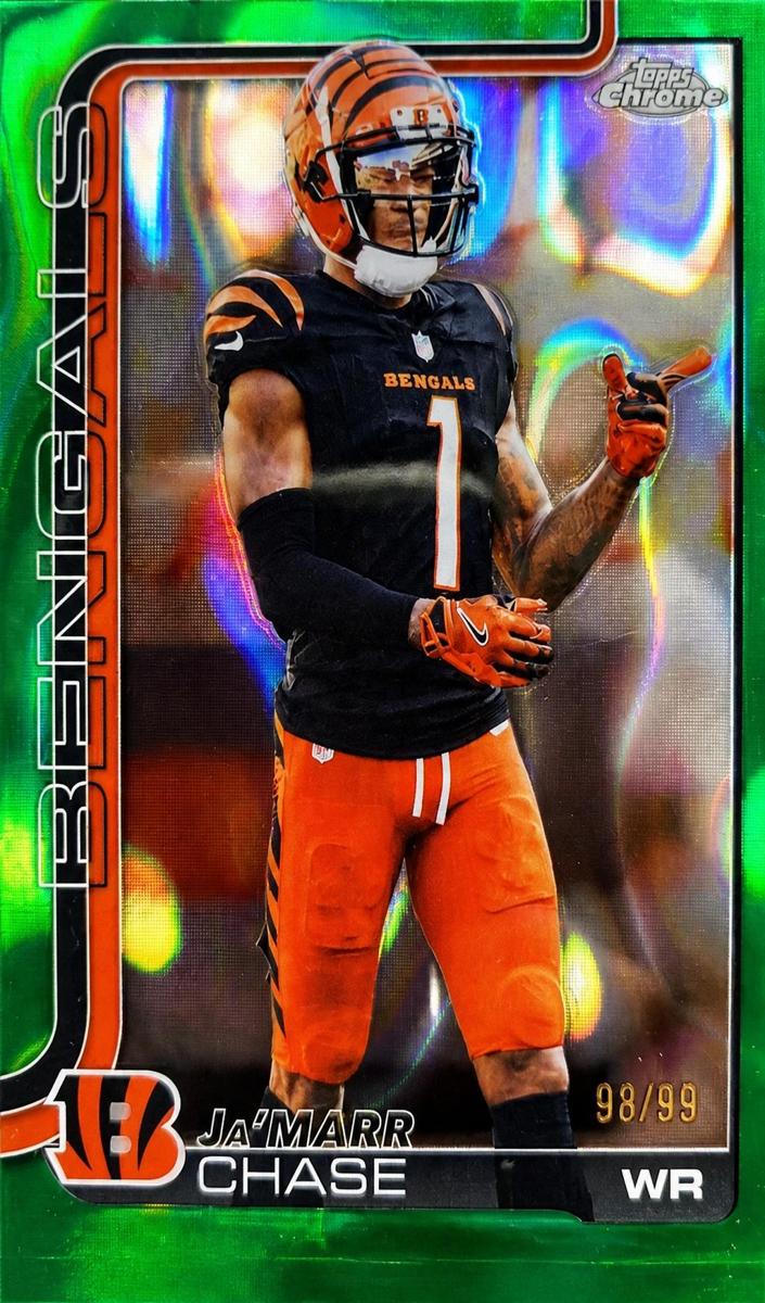 2025 Topps Chrome Football Green Lava Refractor Ja'Marr Chase #58