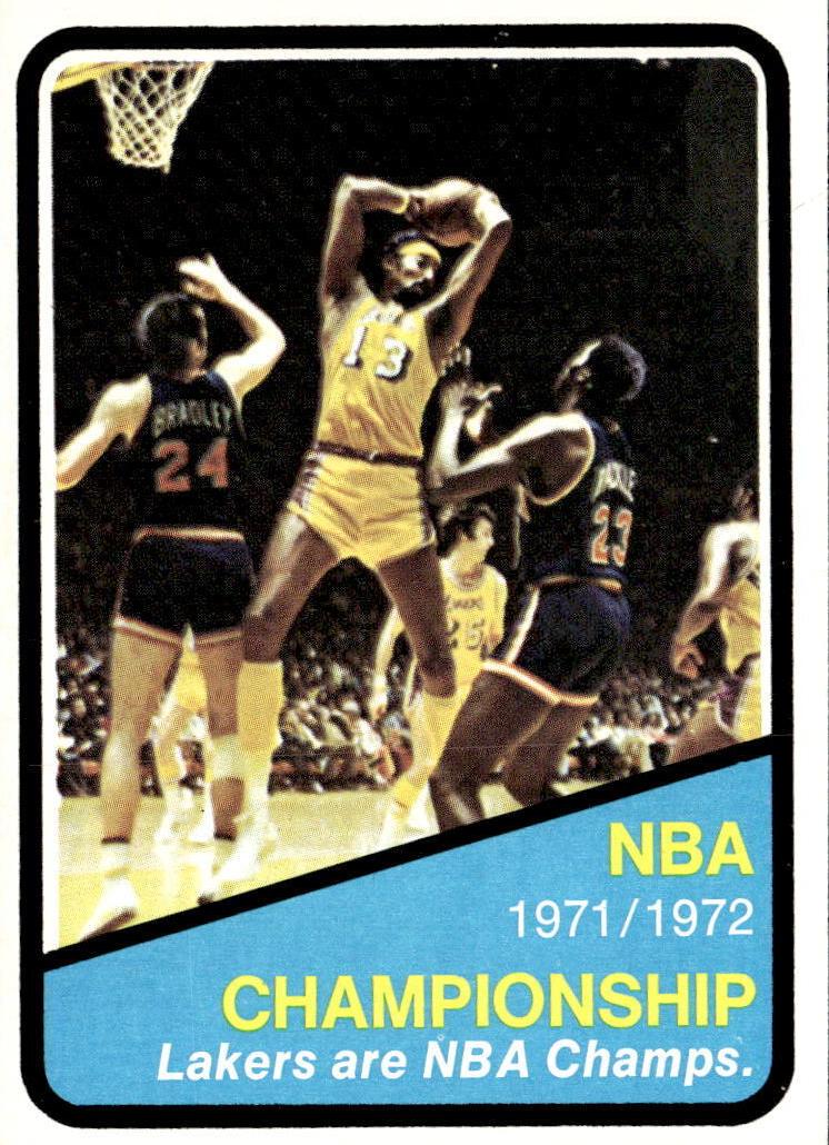 1972 Topps Basketball NBA Champs Lakers #159 PSA 5