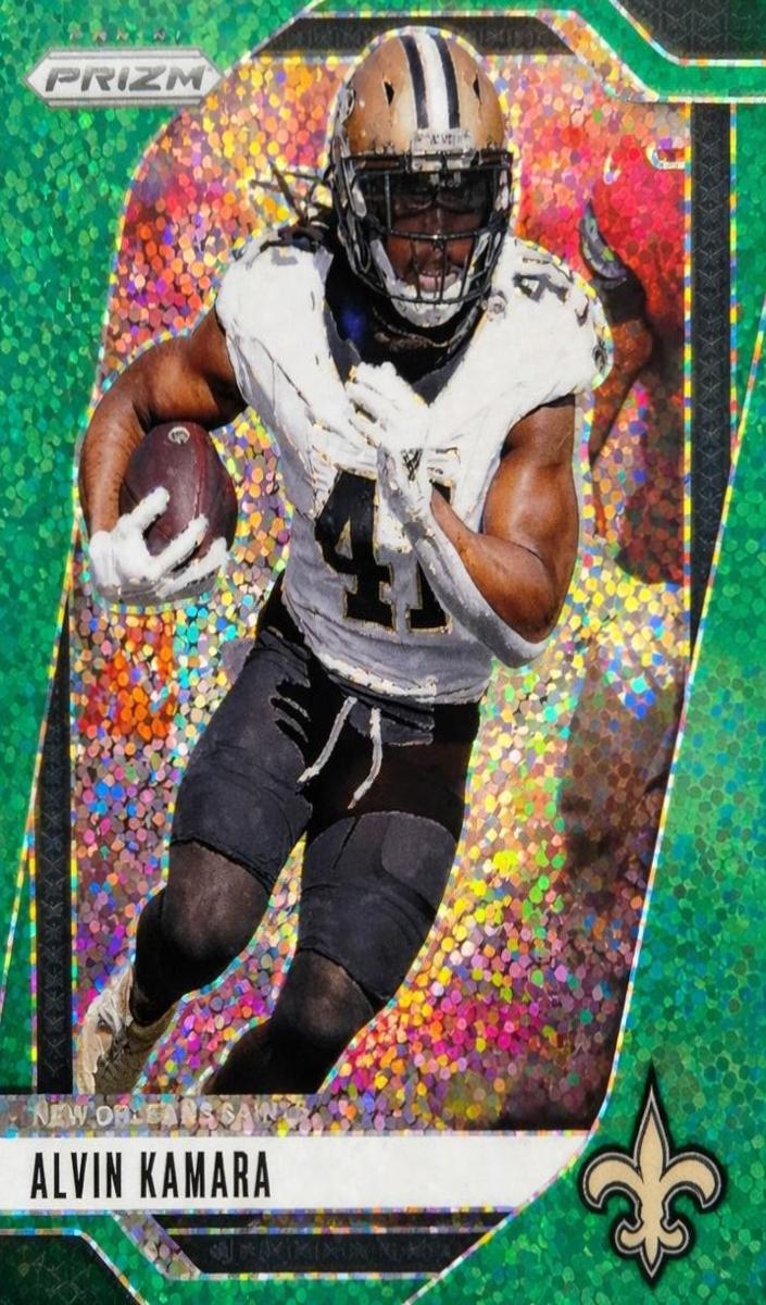 2024 Panini Prizm Football Green Sparkle Alvin Kamara #204 PSA 9