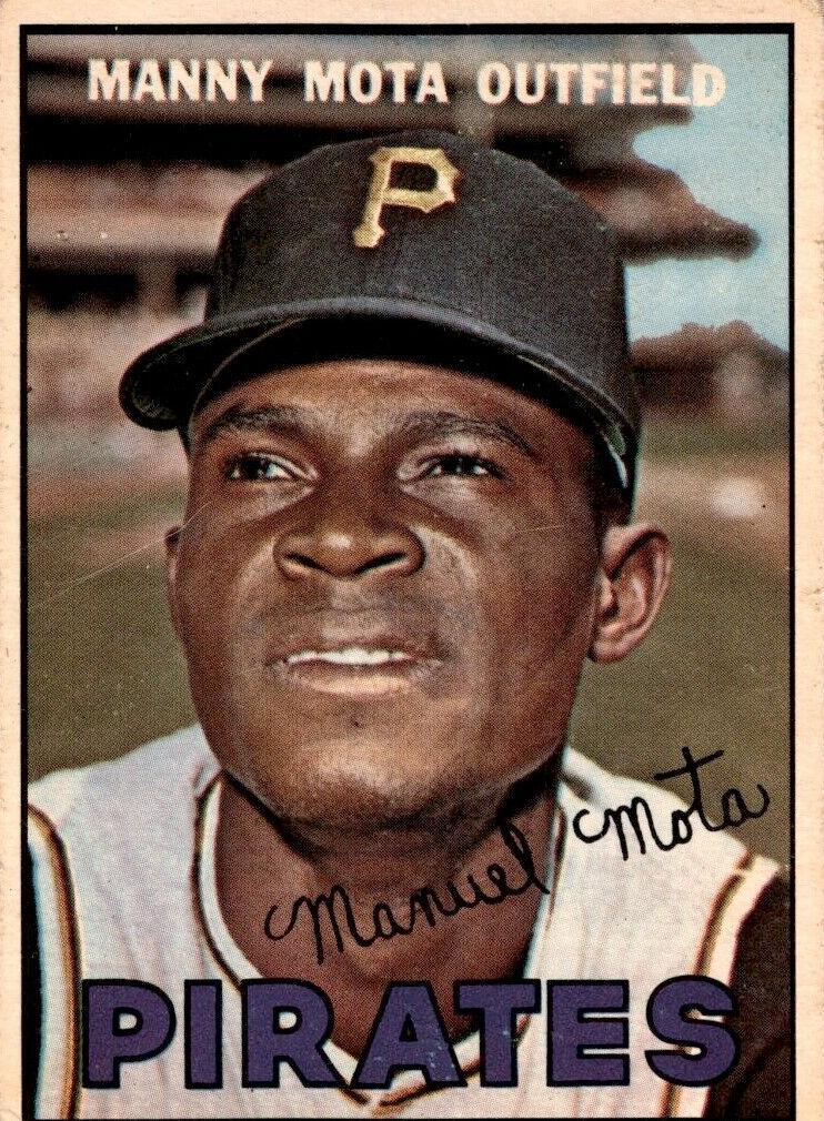 1967 Topps Baseball Manny Mota #66 PSA 7