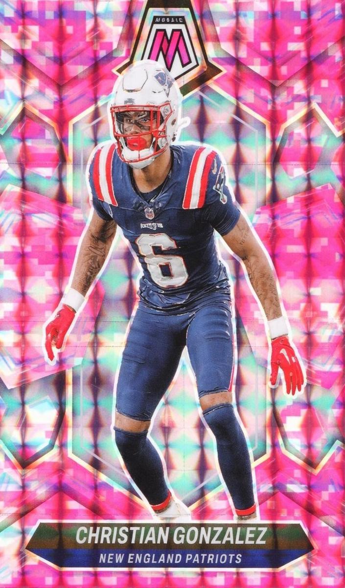 2024 Panini Mosaic Football Camo Pink Christian Gonzalez #154