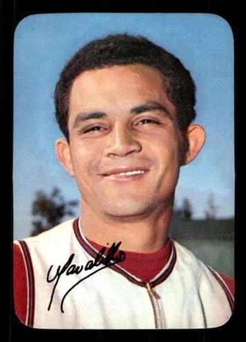 1969 Topps Super Baseball Vic Davalillo #9 PSA 9