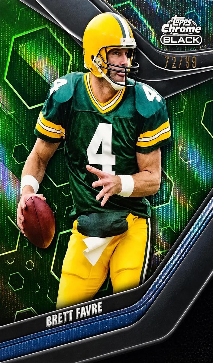 2023 Topps Composite Football Green Wave Refractor Brett Favre #119