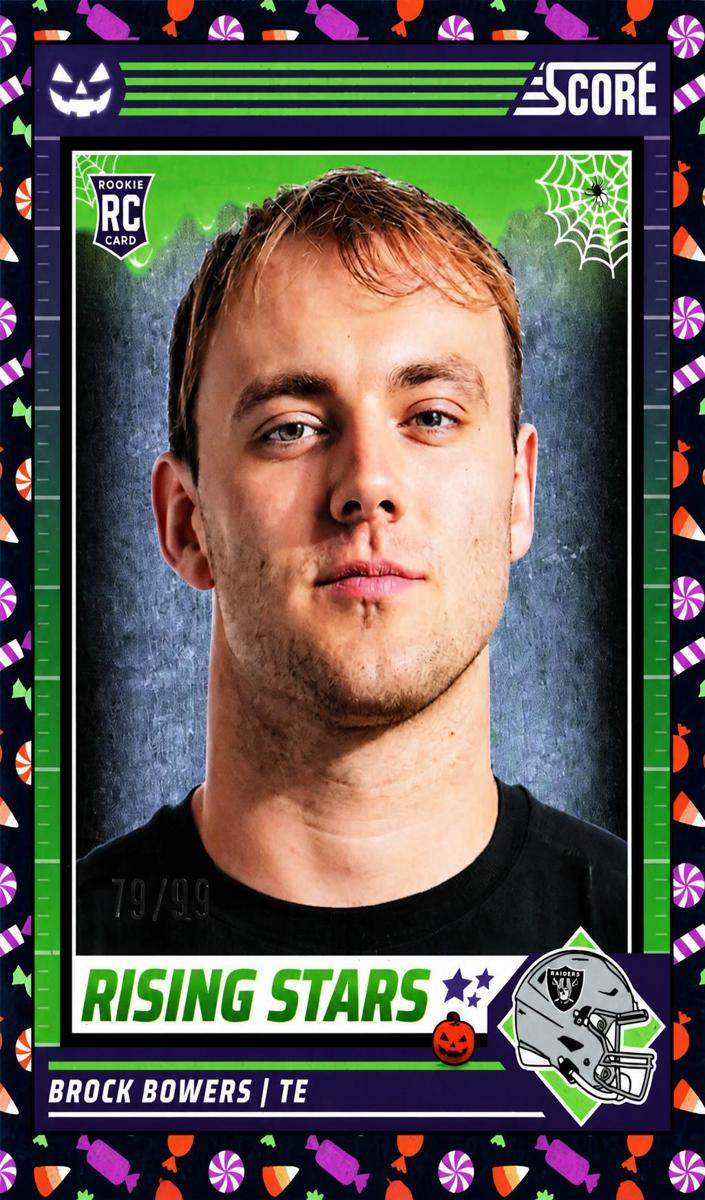 2024 Panini Score-a-Treat Football Trick or Treat Brock Bowers #8