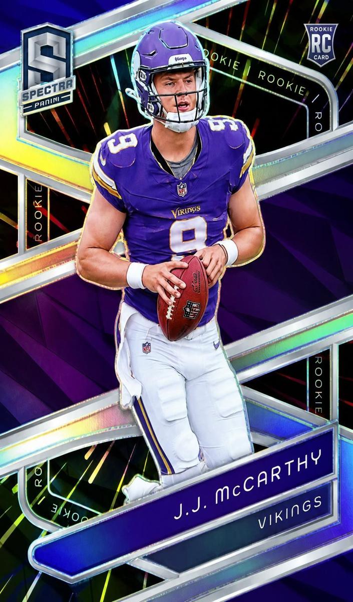 2024 Panini Spectra Football Hyper J.J. McCarthy #121 PSA 10