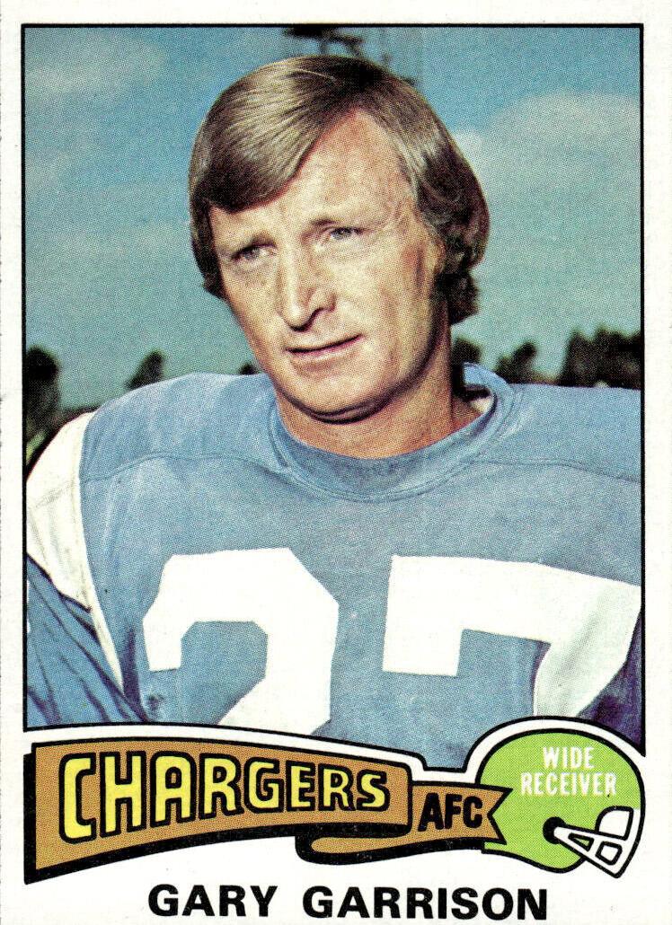 1975 Topps Football Gary Garrison #230 PSA 9