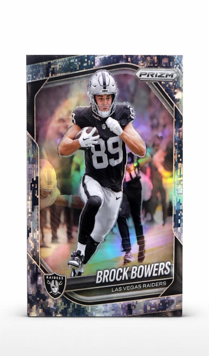 2025 Panini Prizm Football Navy Camo Brock Bowers #6