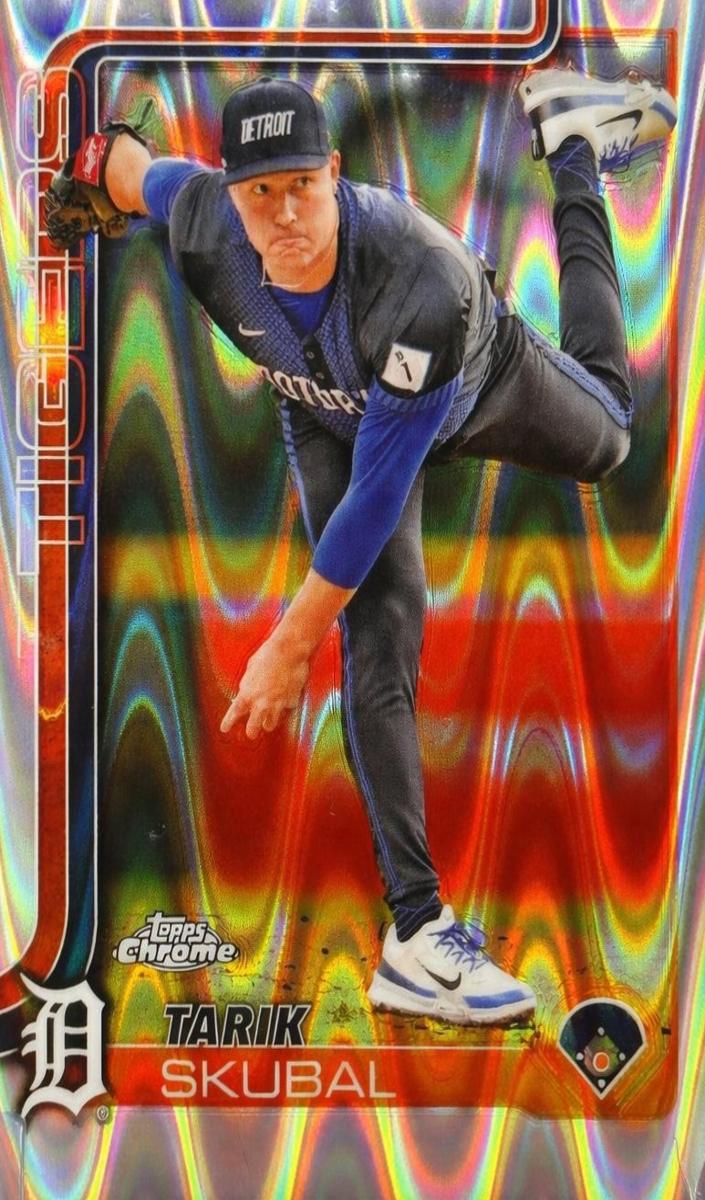 2025 Topps Chrome Baseball Raywave Refractor Tarik Skubal #258