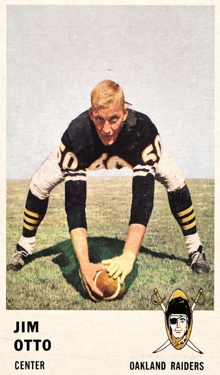 1961 Fleer Football Jim Otto #197 PSA 4.5
