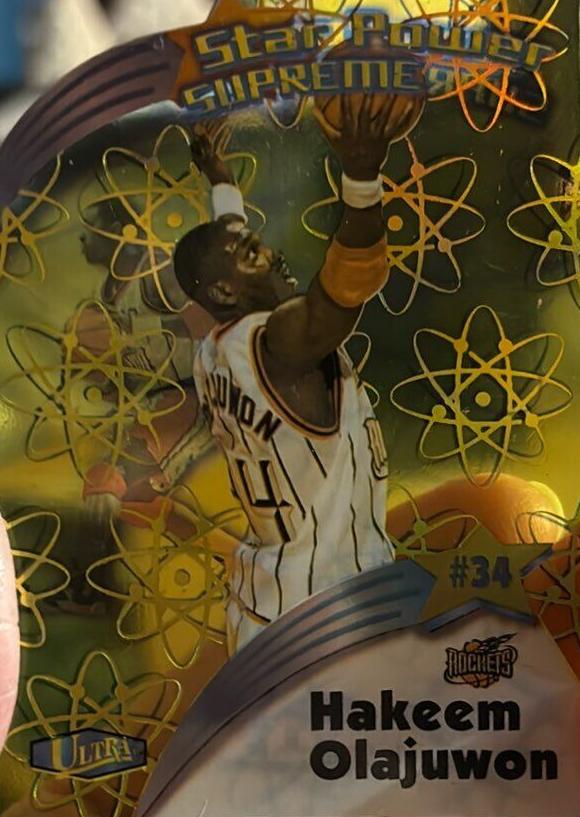 1997 Fleer Ultra Basketball Plus Hakeem Olajuwon #17 PSA 8