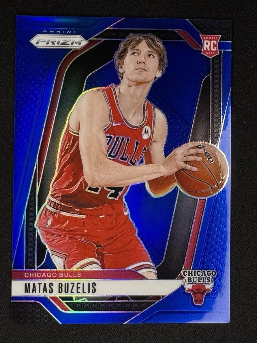 2024 Panini Prizm Basketball Blue Matas Buzelis #252 PSA 9