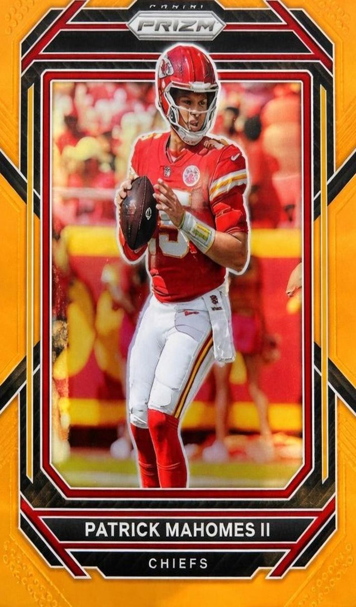 2022 Panini Prizm Football Orange Patrick Mahomes II #139
