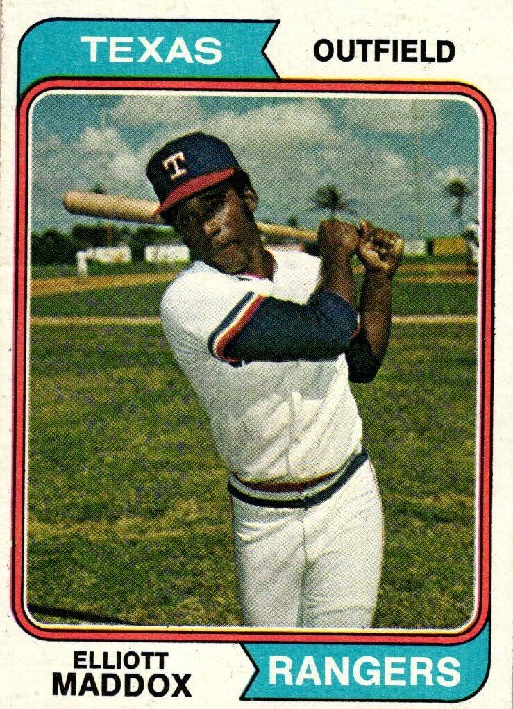 1974 Topps Baseball Elliott Maddox #401 PSA 7
