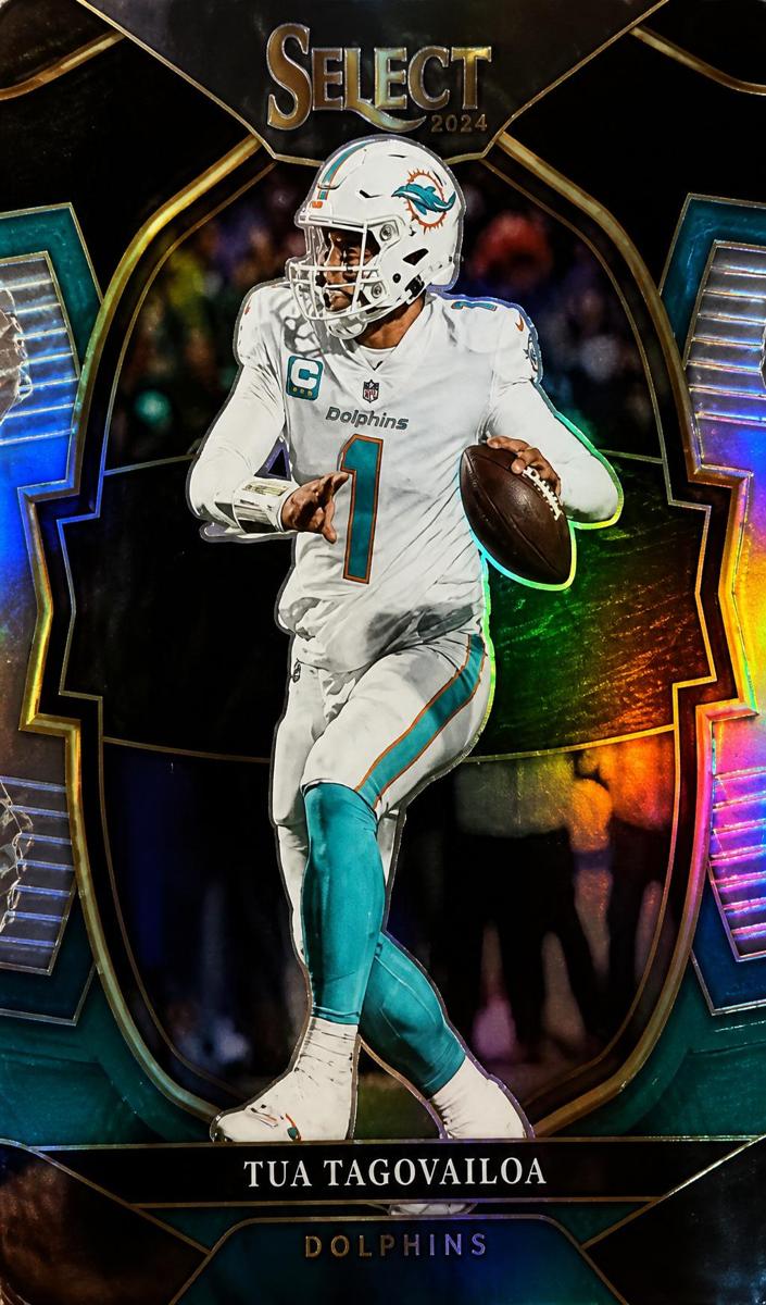 2022 Panini Select Football Black and Green Prizm Die-Cut Tua Tagovailoa #94