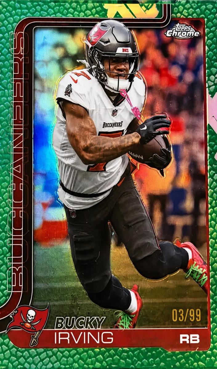 2025 Topps Chrome Football Football Leather Green Refractor Bucky Irving #285