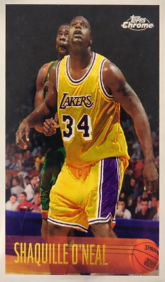 1996 Topps Chrome Basketball Shaquille O'Neal #220 PSA 9