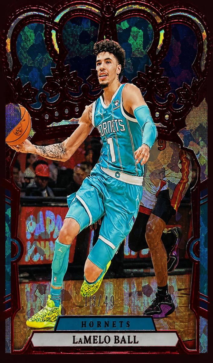 2023 Panini Crown Royale Basketball Crystal Red LaMelo Ball #52