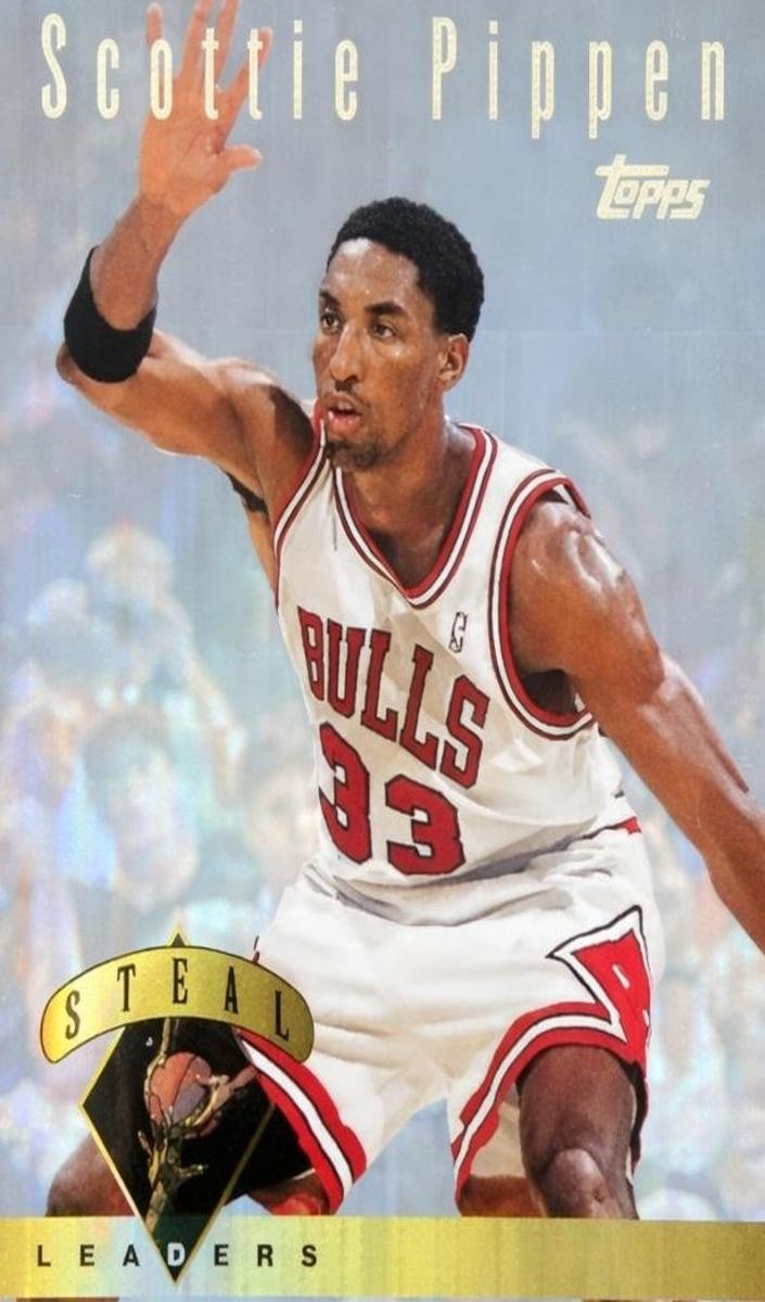 1995 Topps Basketball Scottie Pippen #21 PSA 9