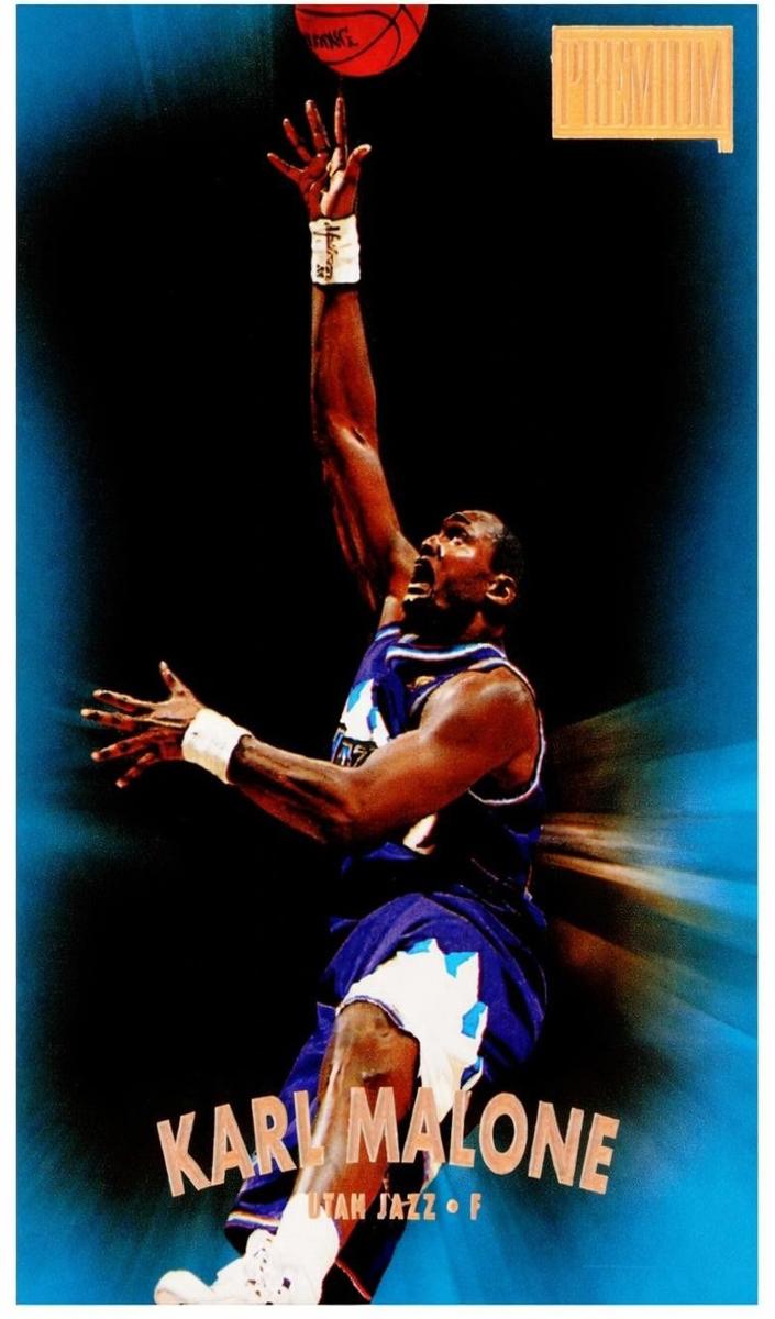 1997 Skybox Premium Basketball Karl Malone #82 PSA 9