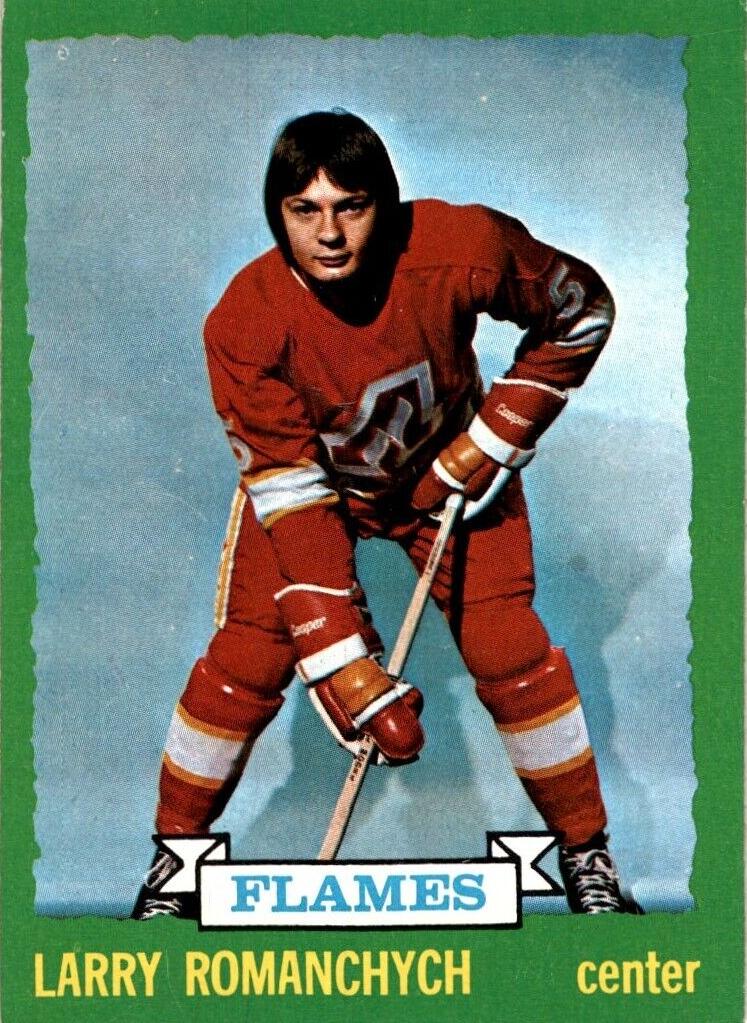 1973 O-Pee-Chee Hockey Larry Romanchych #185 PSA 8