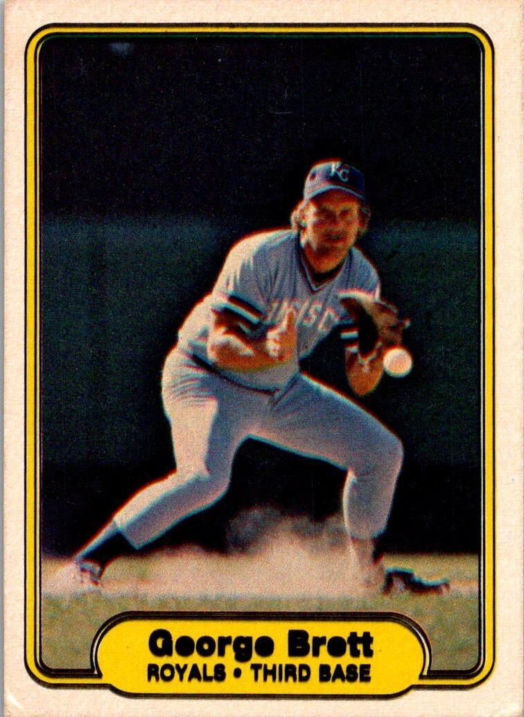 1982 Fleer Baseball George Brett #405 PSA 9
