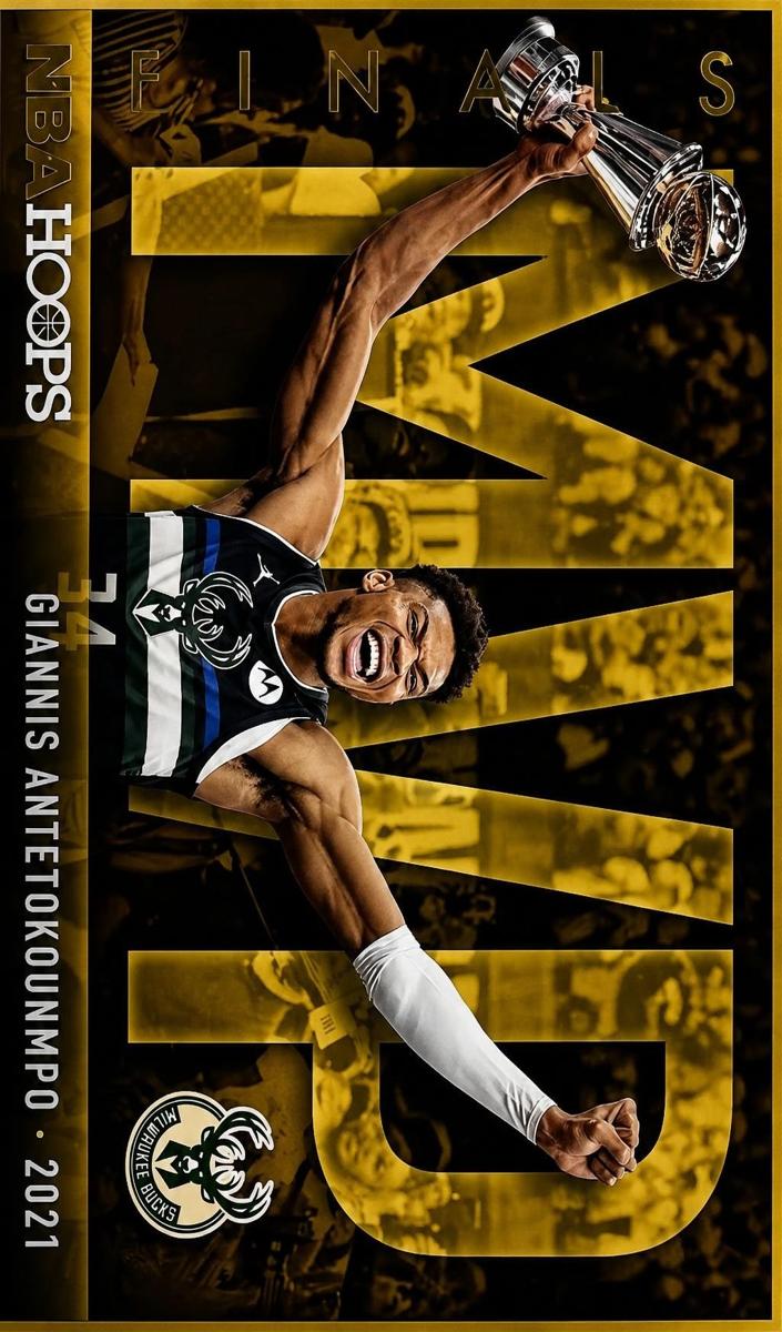 2021 Panini Hoops Basketball Giannis Antetokounmpo #98