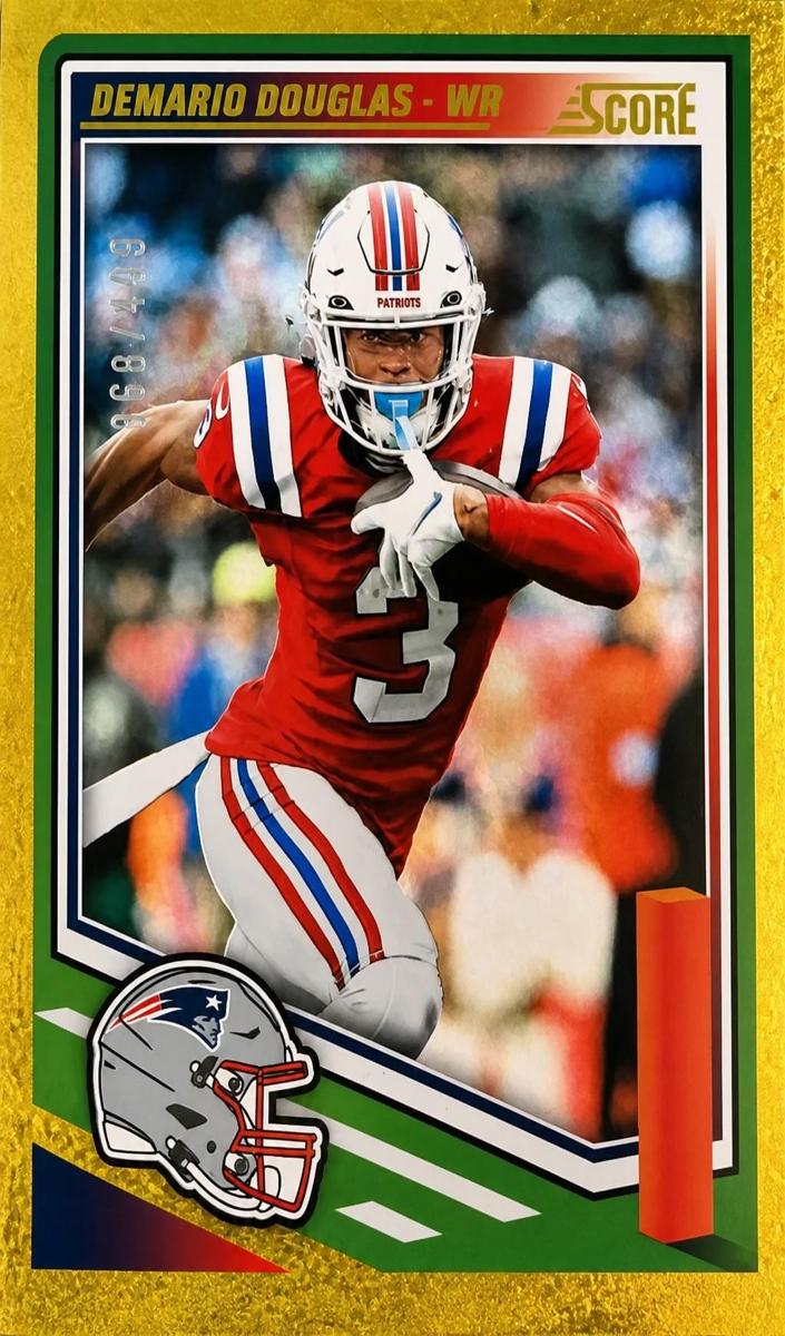 2025 Panini Score Football Dots Gold Demario Douglas #163