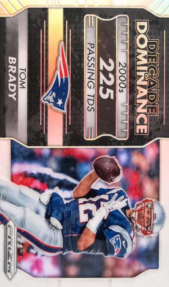 2016 Panini Prizm Football Silver Prizm Tom Brady #13 PSA 9