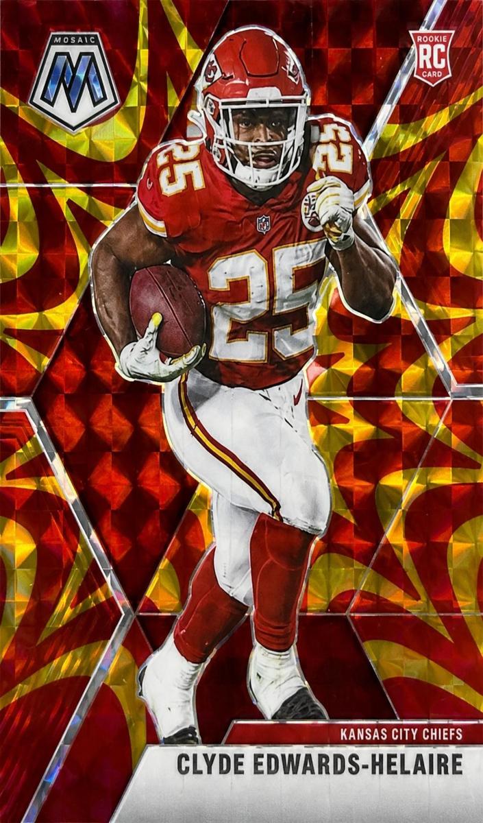 2020 Panini Mosaic Football Mosaic Reactive Gold Clyde Edwards-Helaire #212 PSA 10