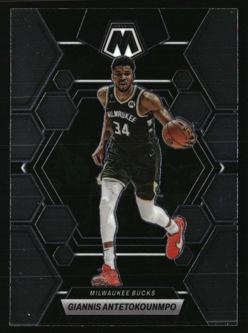 2022 Panini Mosaic Basketball Giannis Antetokounmpo #15
