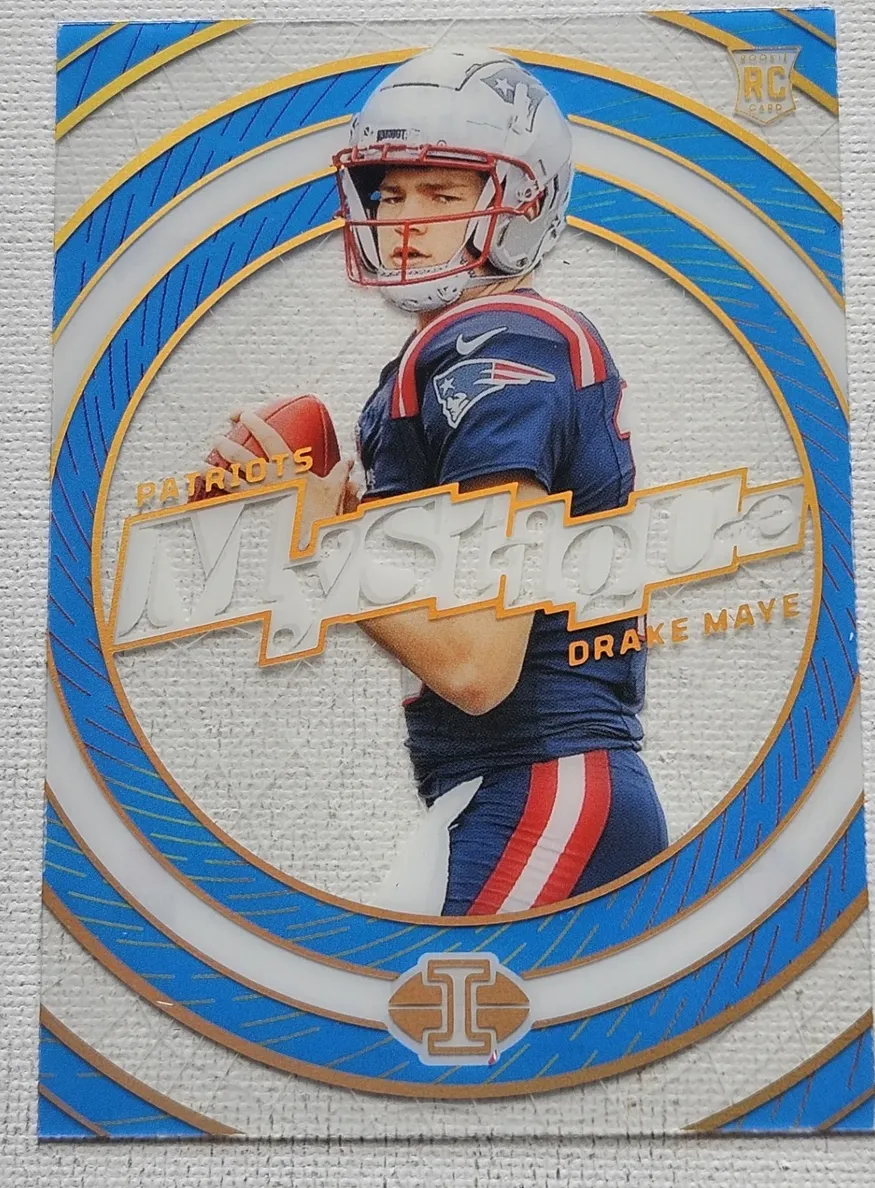 2024 Panini Illusions Football Light Blue Drake Maye #2 PSA 7
