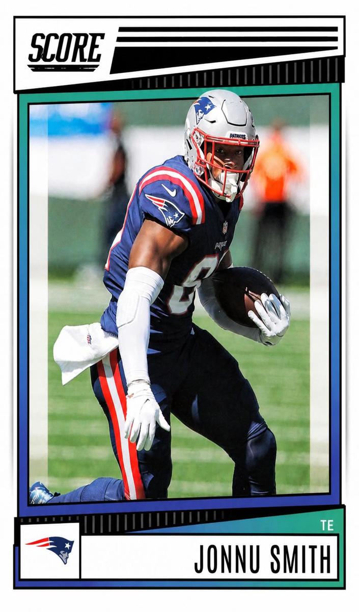 2022 Panini Score Football Jonnu Smith #283