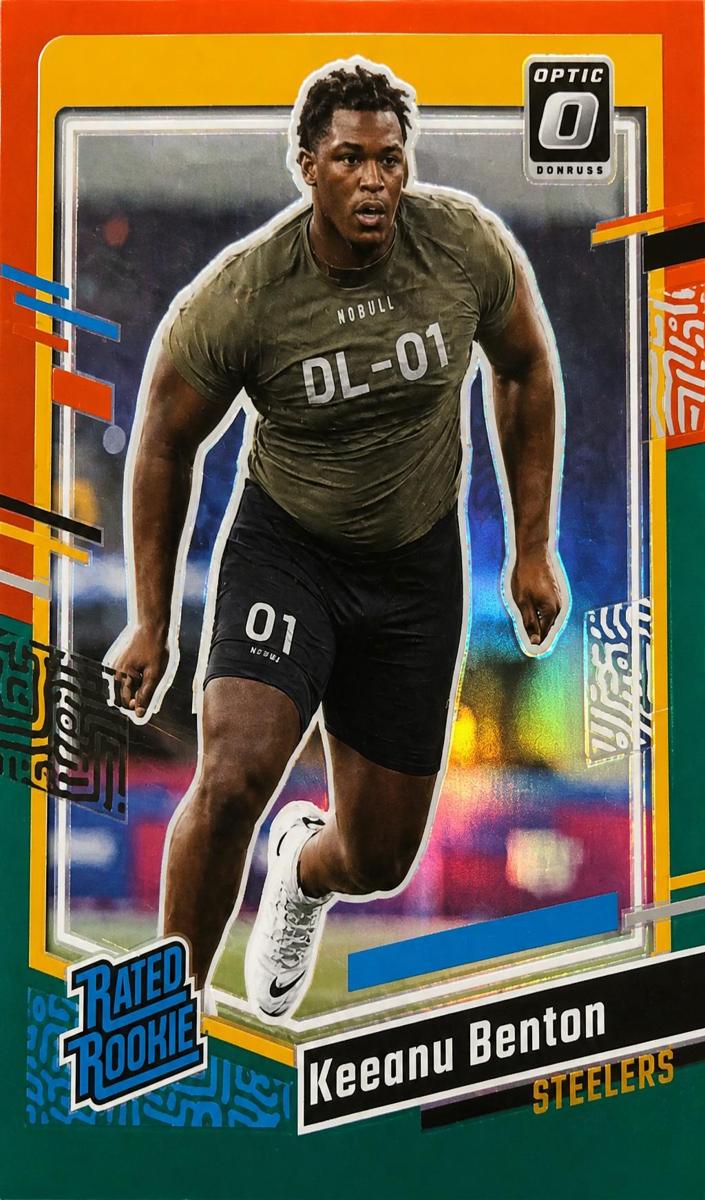 2023 Panini Donruss Football Red Green Keeanu Benton #387
