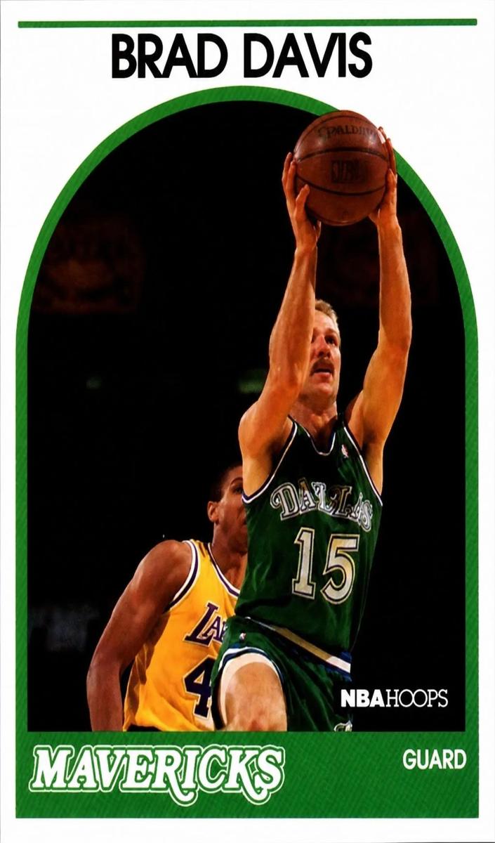 1989 Hoops Basketball Brad Davis #296 PSA 9