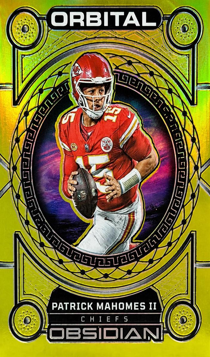 2023 Panini Obsidian Football Asia Electric Etch Gold Flood Patrick Mahomes II #12