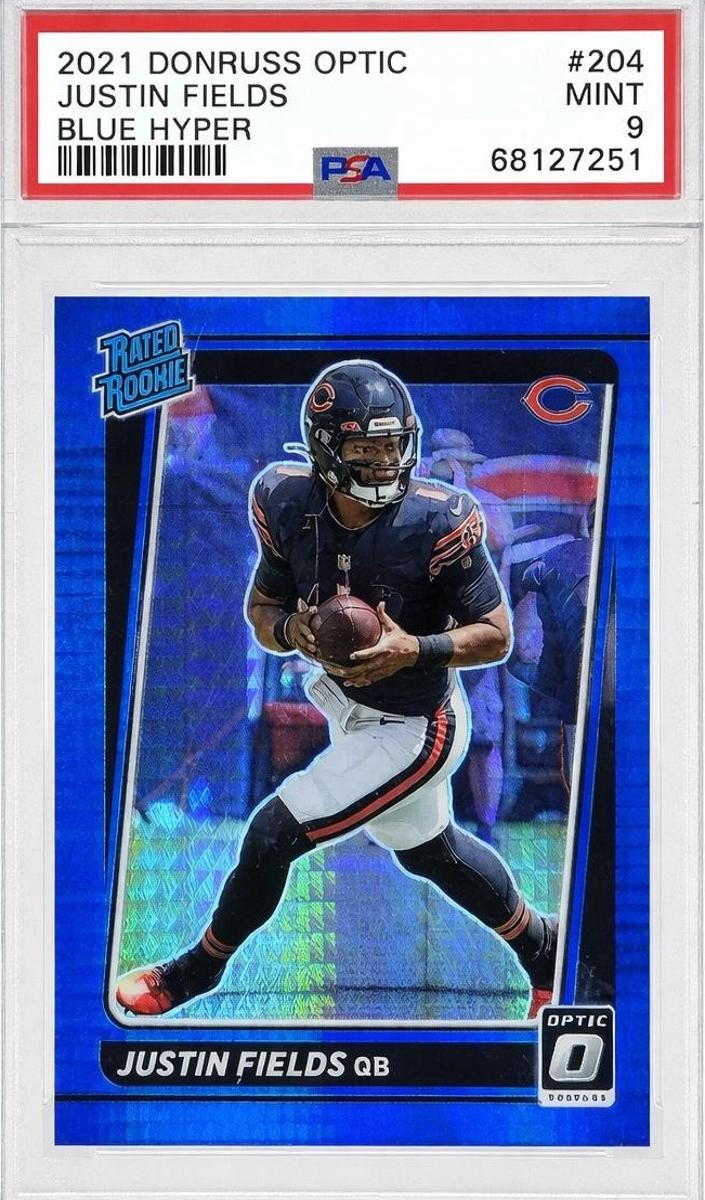2021 Donruss Optic Football Blue Hyper Justin Fields #204 PSA 9
