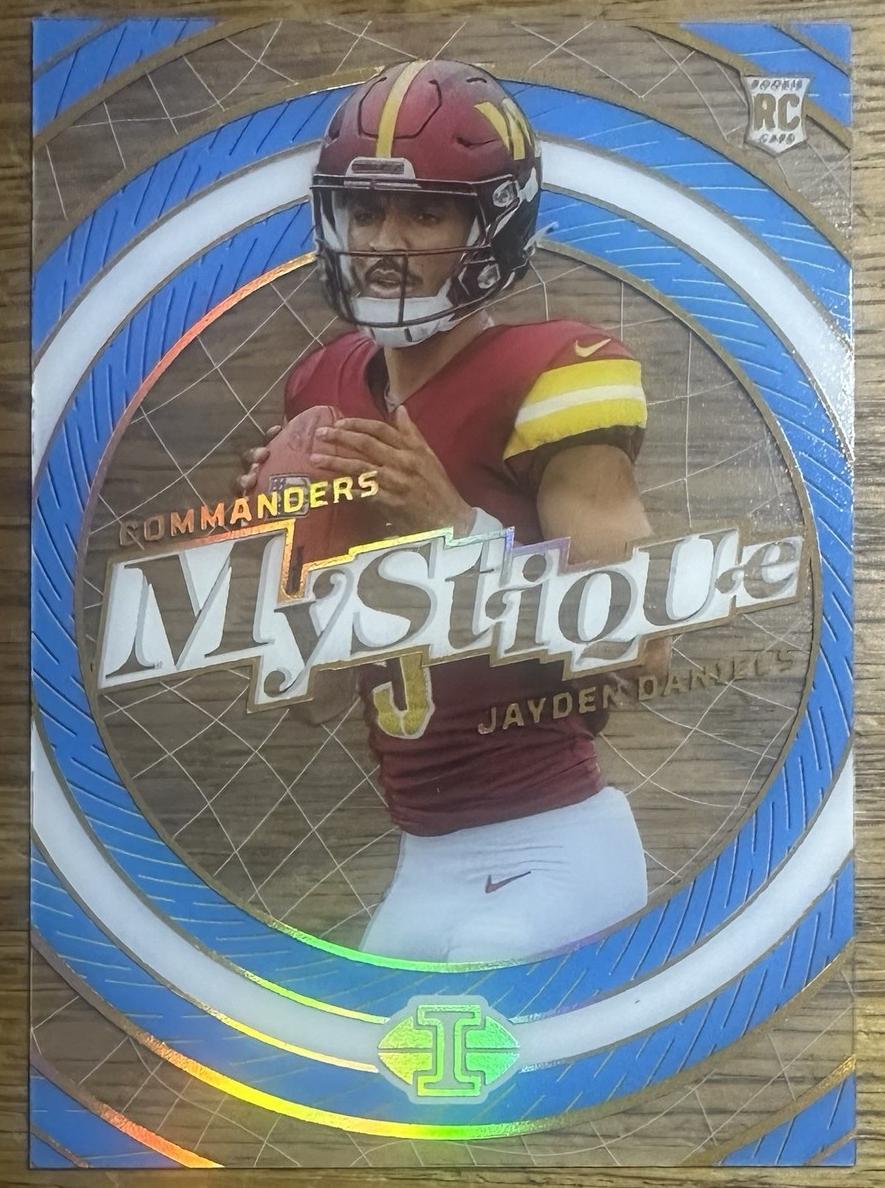 2024 Panini Illusions Football Light Blue Jayden Daniels #4