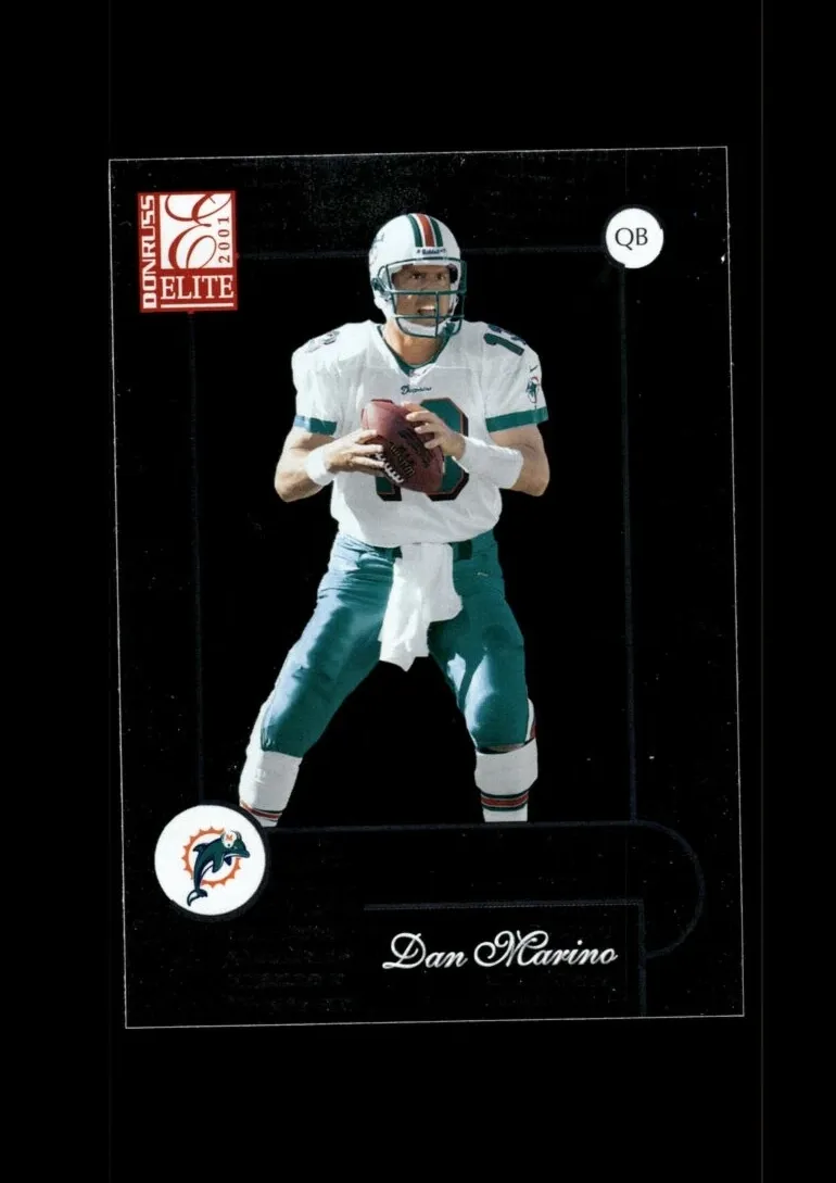 2001 Donruss Elite Football Dan Marino #47 PSA 8