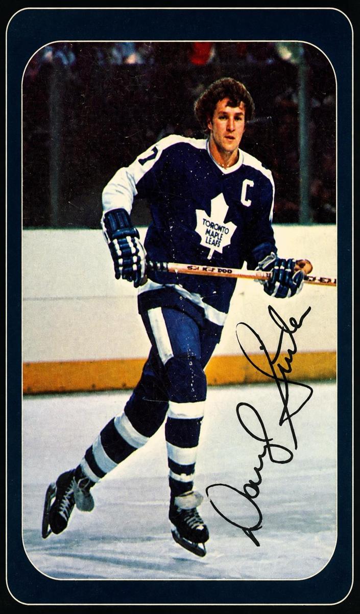 1977 O-Pee-Chee Glossy Hockey Round Corners Darryl Sittler #20