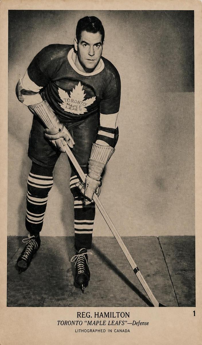 1939 O-Pee-Chee V301-1 Hockey Reg Hamilton #1