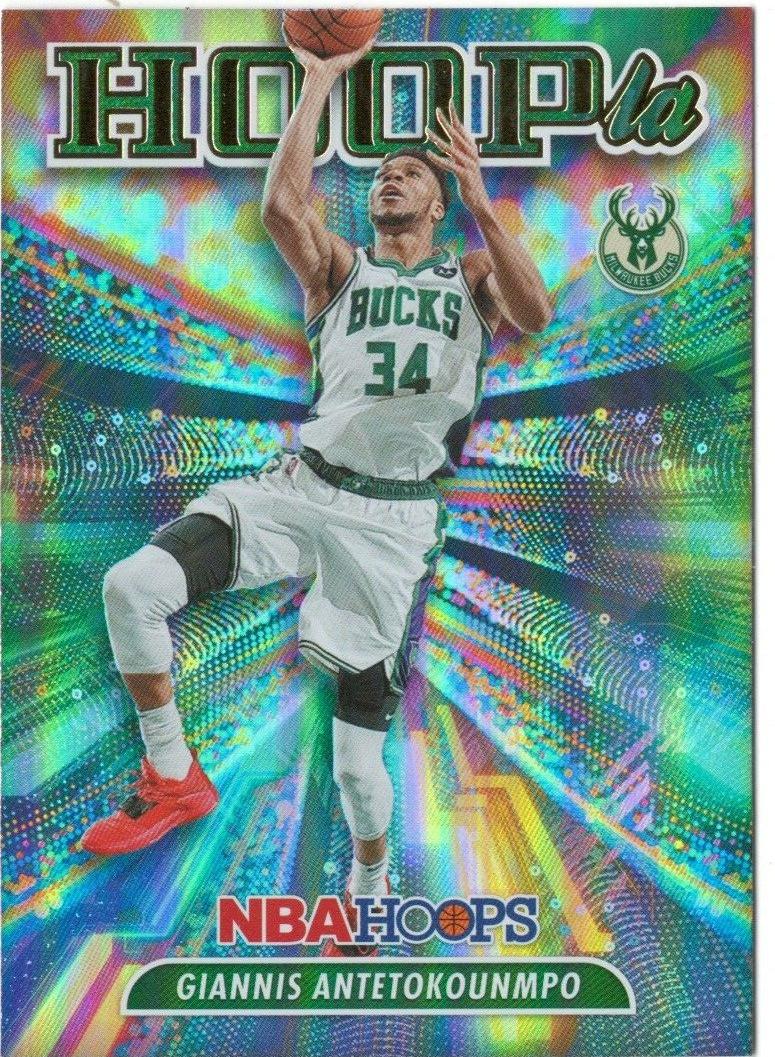 2023 Panini Hoops Basketball Holo Giannis Antetokounmpo #10