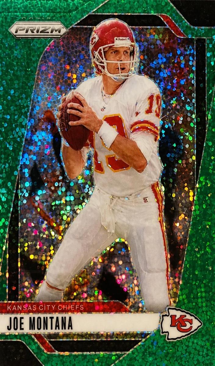 2024 Panini Prizm Football Green Sparkle Joe Montana #147