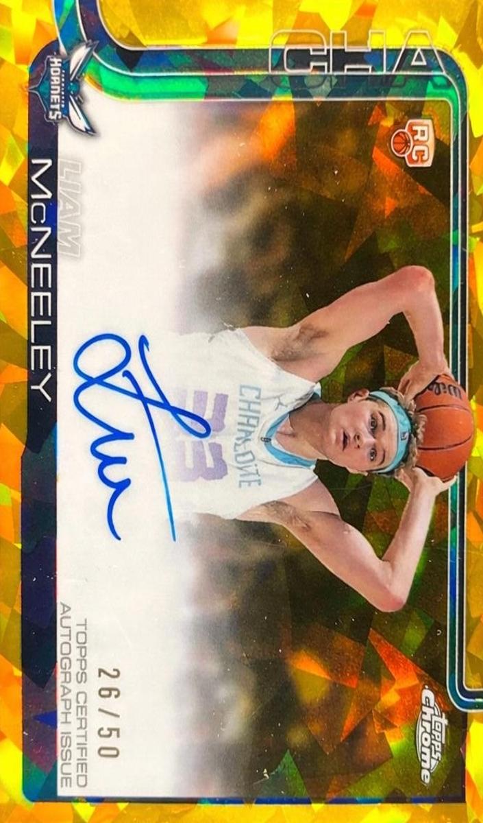 2025 Topps Chrome Sapphire Basketball Gold Liam McNeeley #TCAR-LM