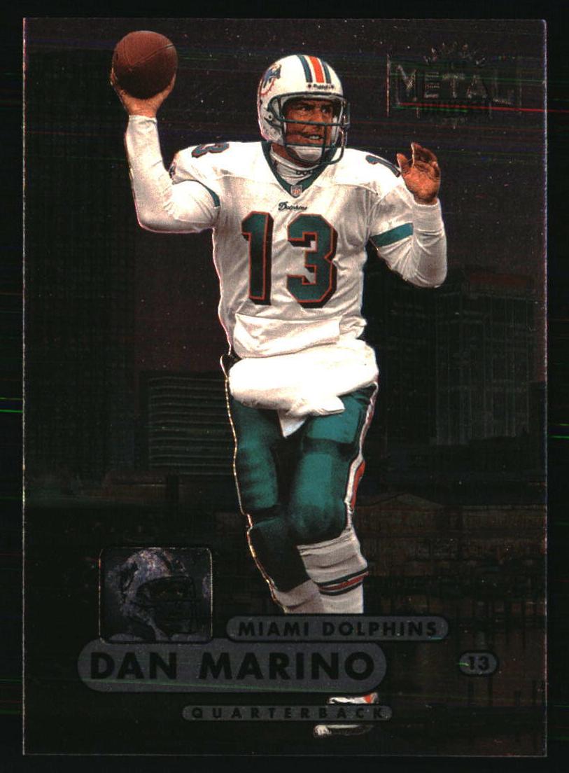 1998 Metal Universe Football Dan Marino #143