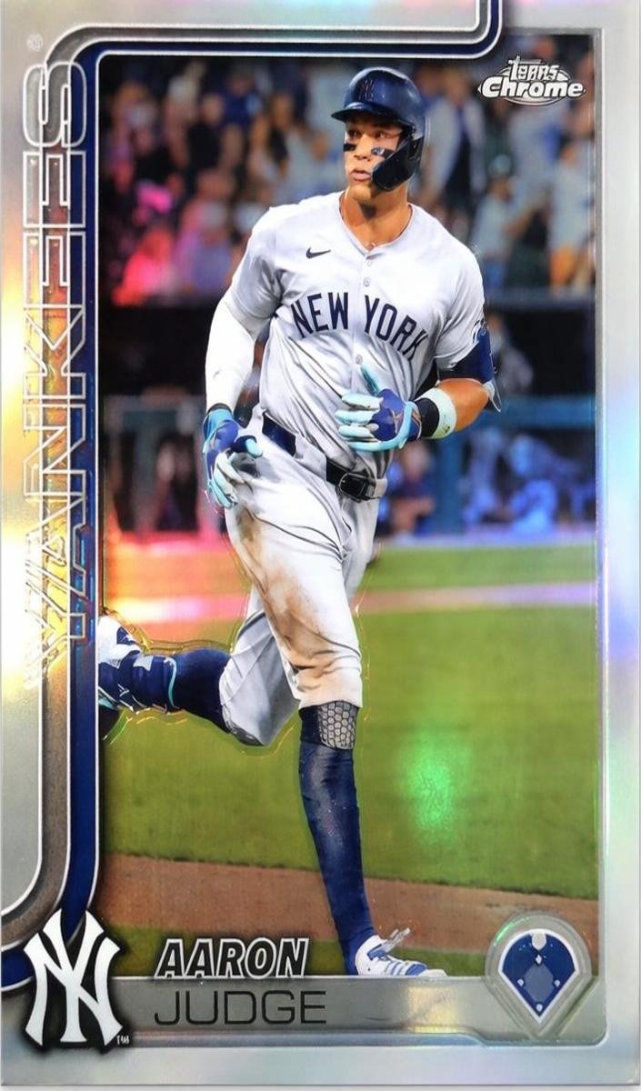 2025 Topps Chrome Baseball Aaron Judge #99