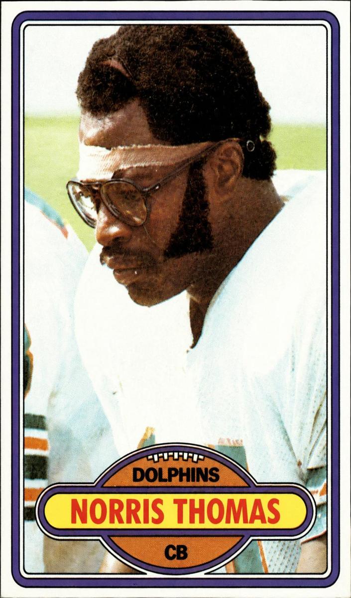 1980 Topps Football Norris Thomas #441 PSA 9