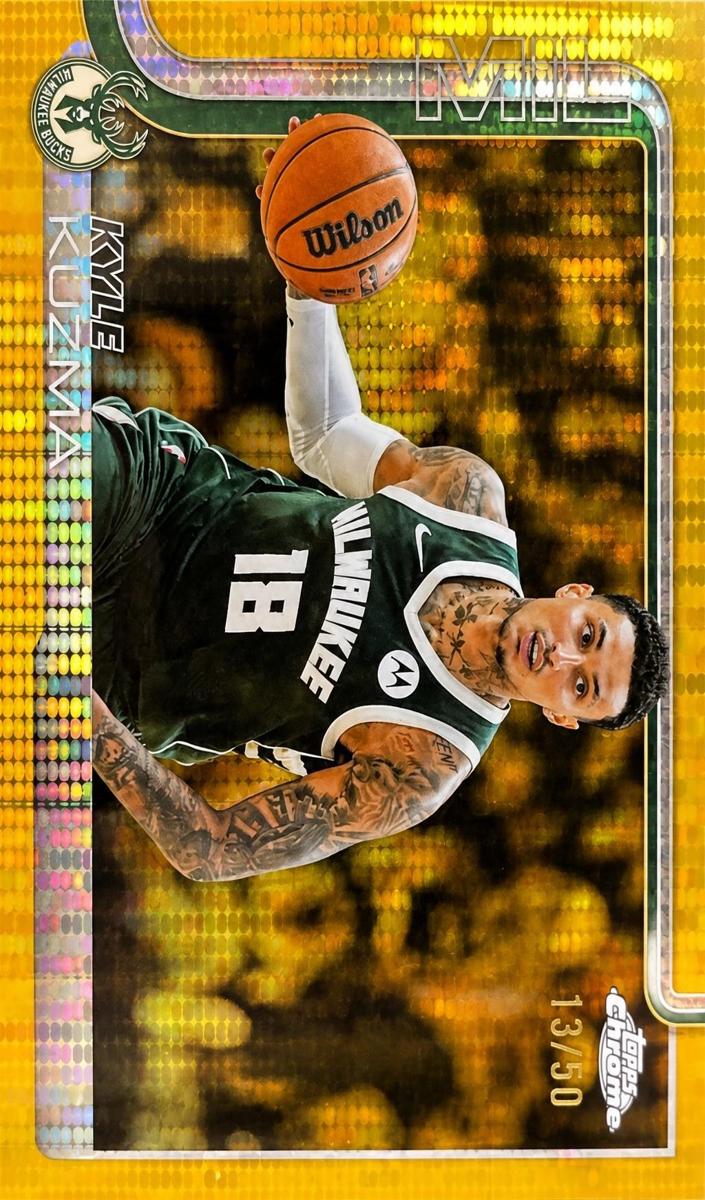 2025 Topps Chrome Basketball Pulsar Gold Refractor Kyle Kuzma #118