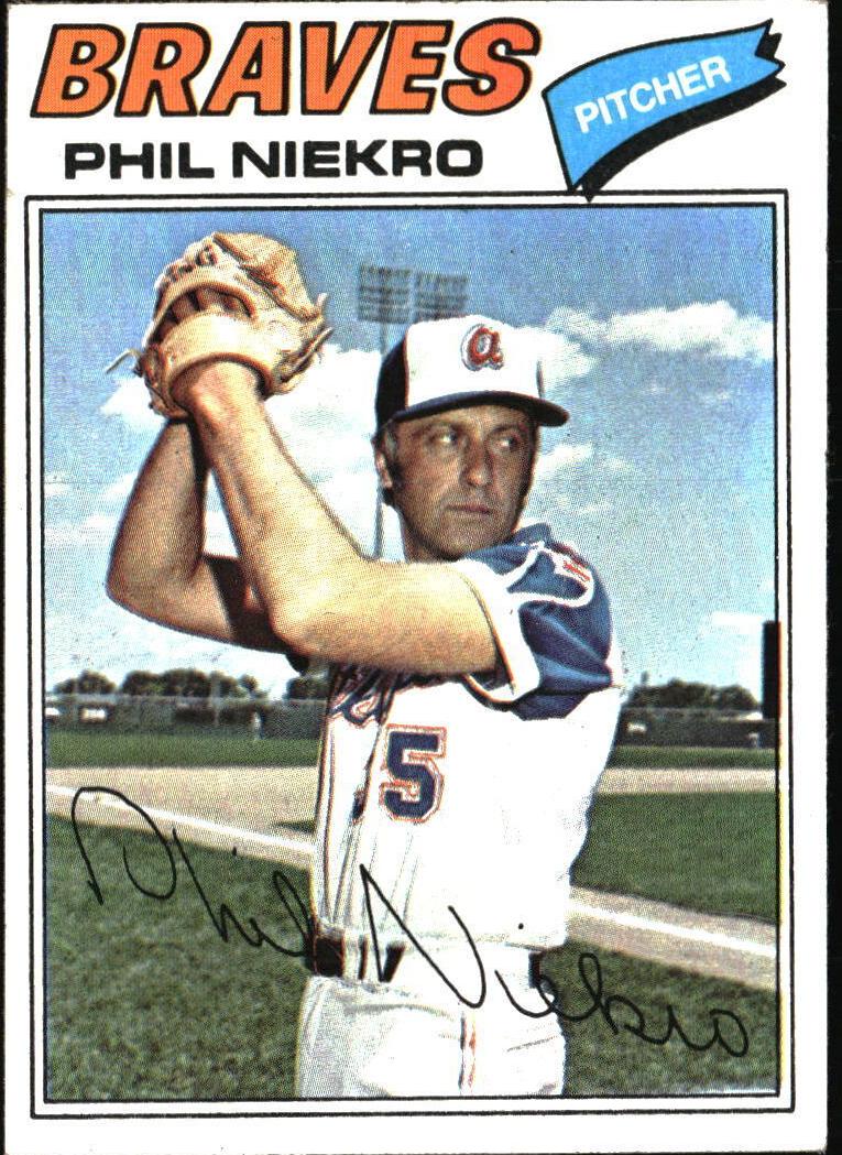 1977 Topps Baseball Phil Niekro #615