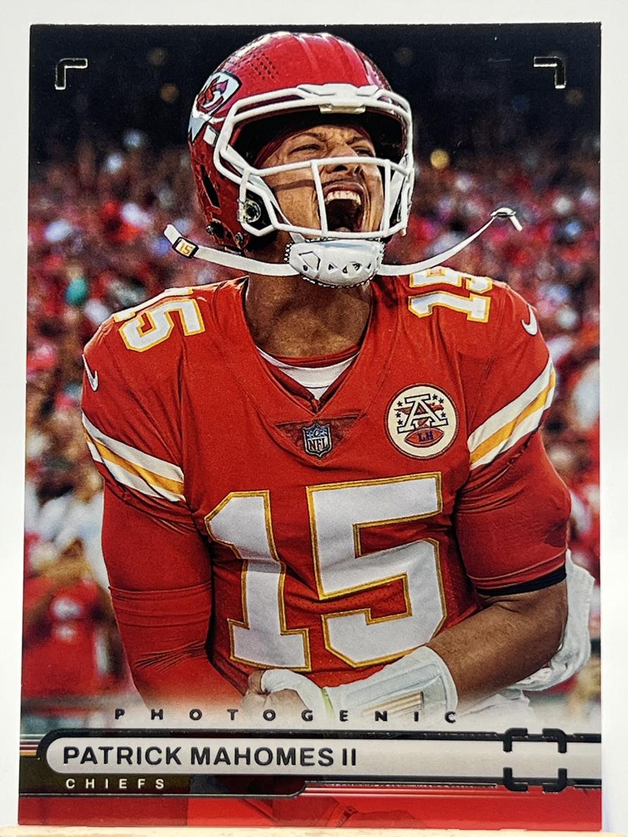 2022 Panini Chronicles Football Patrick Mahomes II #PH-18 SGC 9.5