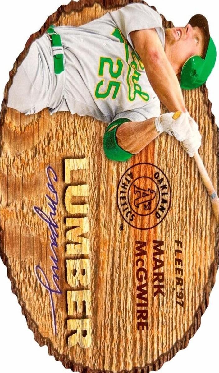 1997 Fleer Baseball Mark McGwire #12